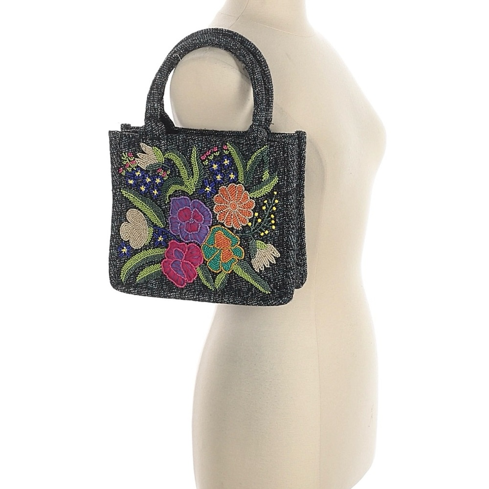 America & Beyond floral embroidered bag. - Picture 2 of 8